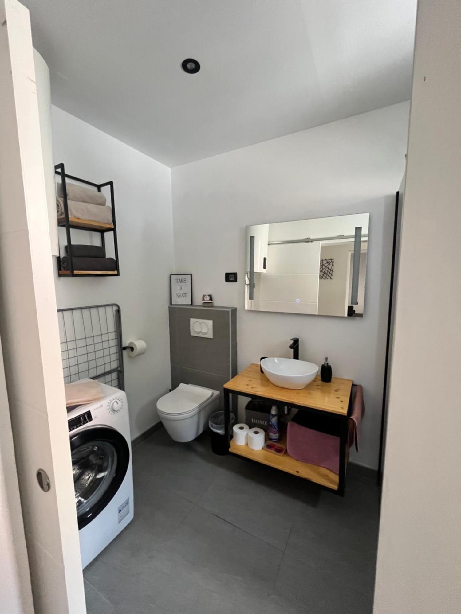 Apartment Rose พูลา ภายนอก รูปภาพ