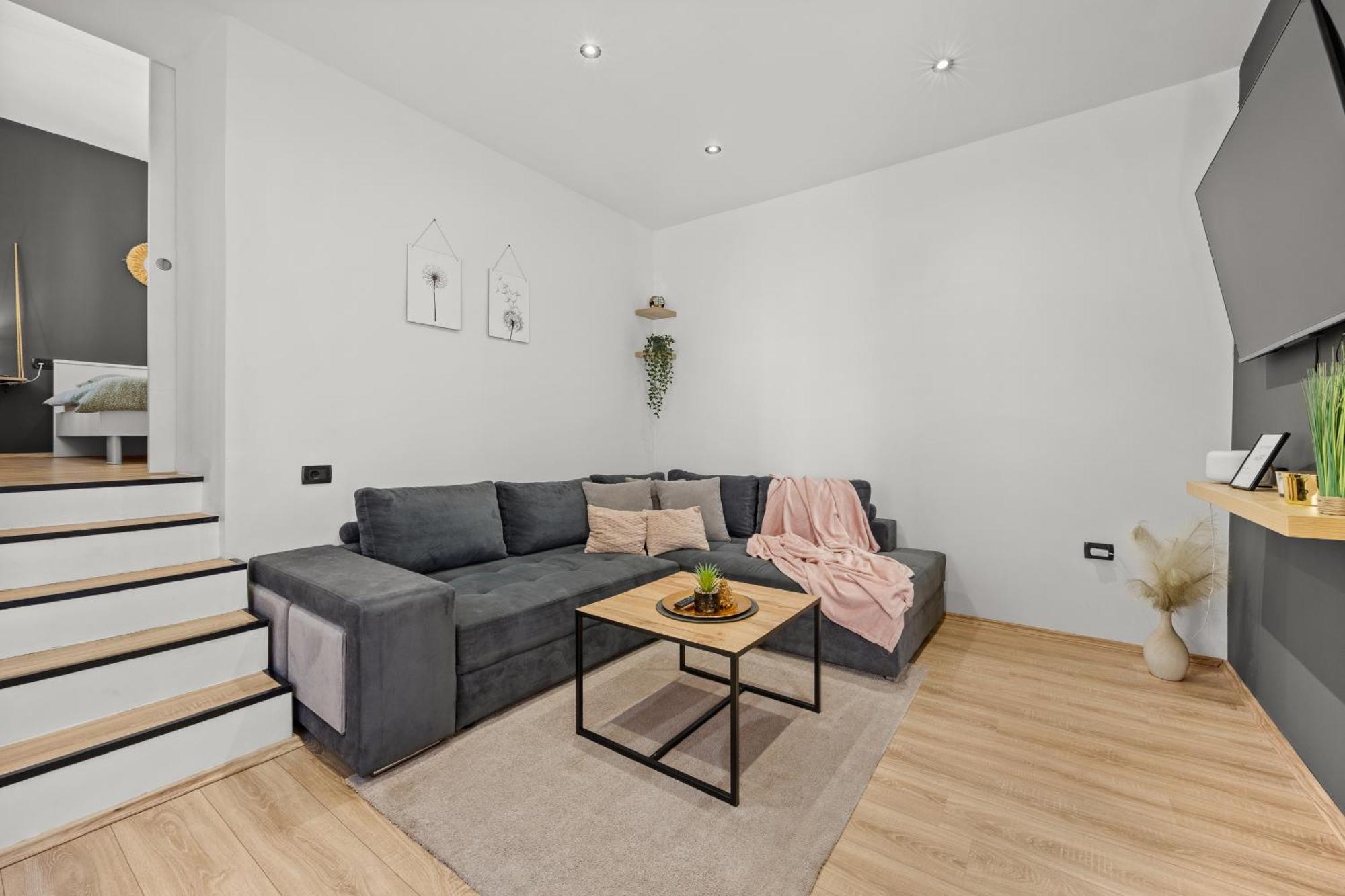 Apartment Rose พูลา ภายนอก รูปภาพ